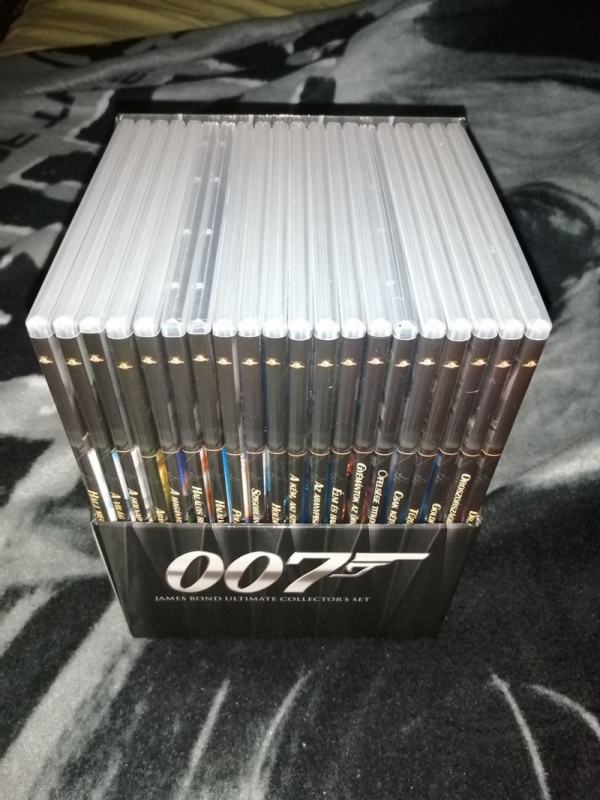 James Bond kollekció 1-20 díszdobozban, újszerű