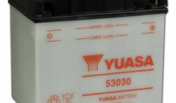 Yuasa 53030 12V 30Ah Motor akkumulátor sav nélkül